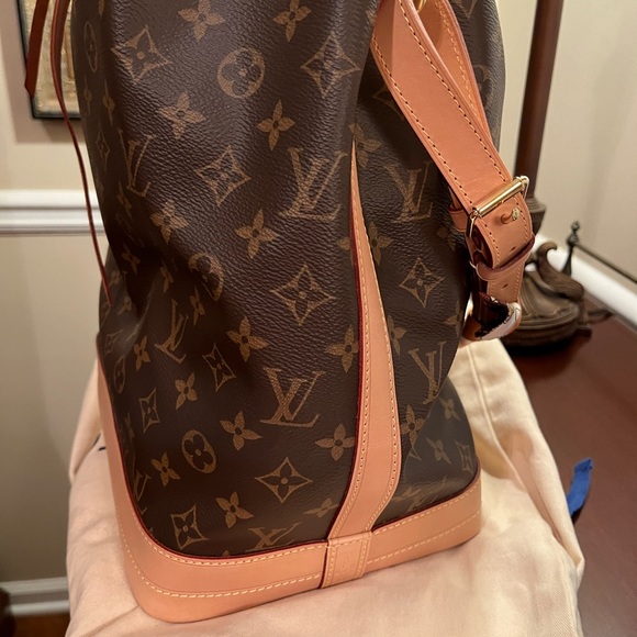 Louis Vuitton Noe - Picture 4 of 11